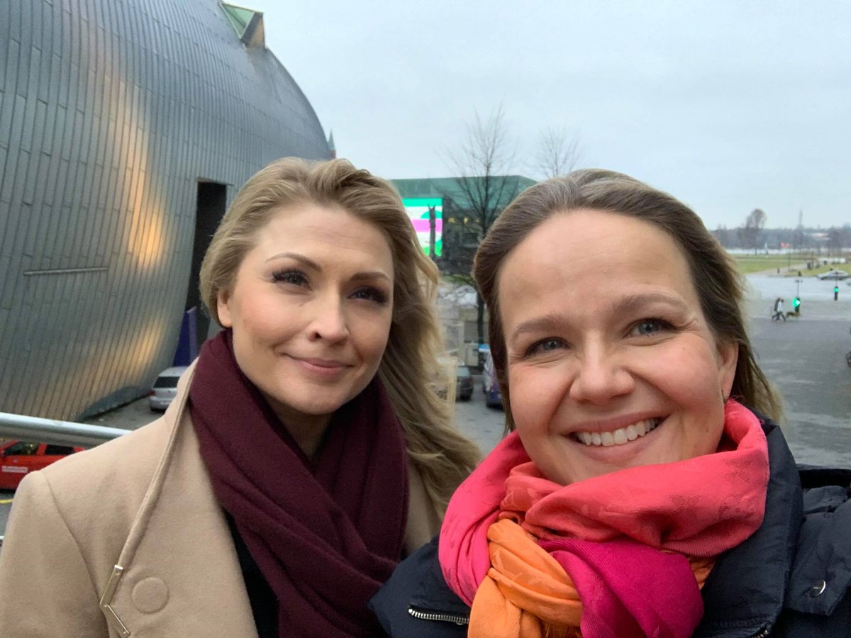 Ulkona jakso jossa vieraana @Segerstahl 💜 Juttelemme opinnoista, jotka osoittautuvat loistavaksi yhdistelmäksi. Katarina kertoo myös millaista erikoisosaamista on muotoilutaustaisella strategiajohtajalla. Kiitos kun olit, Katarina!!

#strategia <a href="/AhoGroup/">Aho Group</a>
bit.ly/2OG9L6X