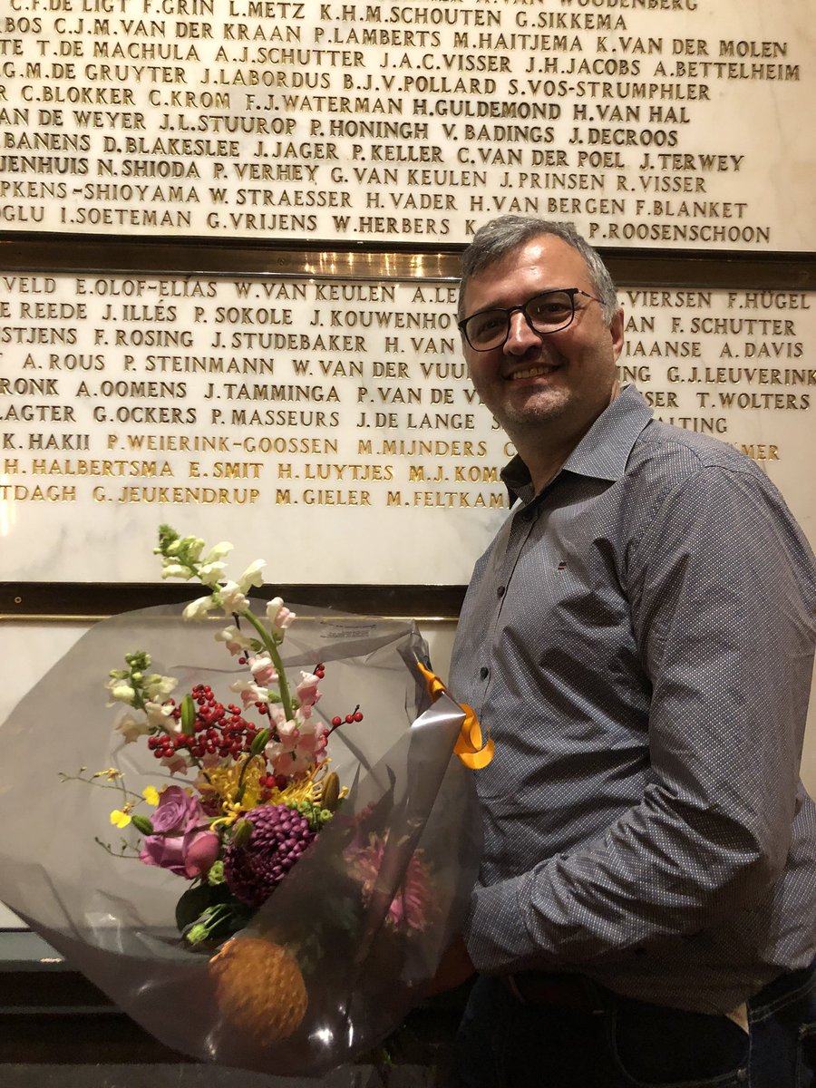 Een mijlpaal voor Michael: 25 jaar lid van het Koninklijk Concertgebouworkest! Z’n naam staat nu gegraveerd in de muur van het Concertgebouw.
Gefeliciteerd!