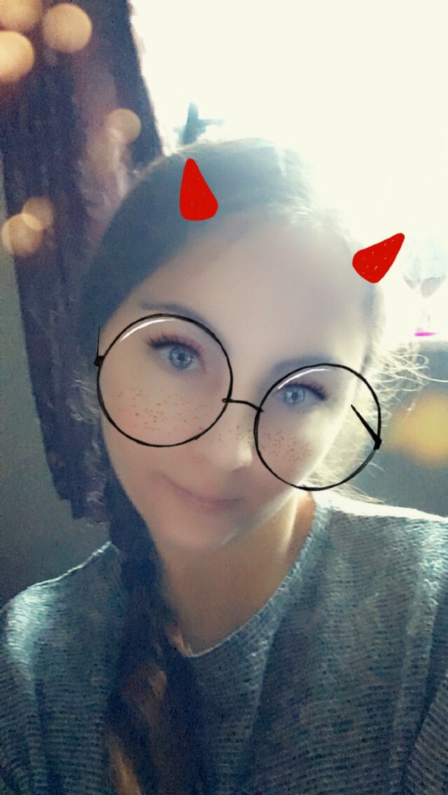 Step into the devils playground. I promise it’ll be fun. Good submissives come into my DMs.  #findom #finsub #bbr #rt #brattydomme #findomme