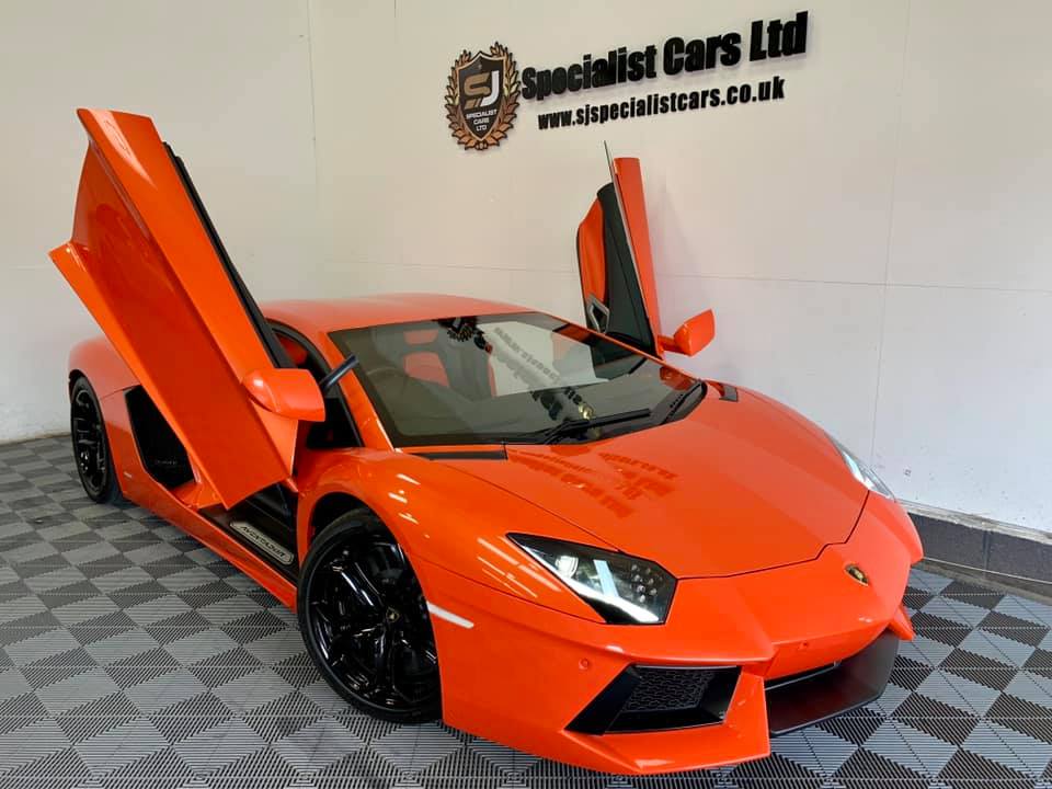 CarsSj's tweet photo. LAMBORGHINI AVENTADOR 6.5 V12 2DR SEMI AUTOMATIC 2012 + GLASS ENGINE COVER + FRONT AND REAR PDC + SUSPENSION LIFT + REVERSE CAMERA £164,995 https://t.co/38BrvqTHqq
