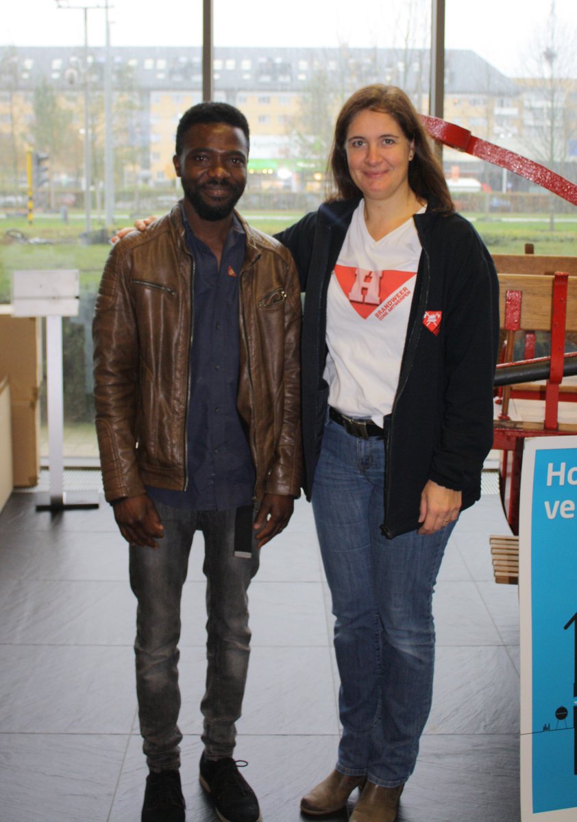 Maak kennis met Gershon en Geertrude (90!). Allebei konden ze zich onderscheiden door een beginnende brand aan te pakken, voor de brandweer er was. Voor ons zijn ze daarom échte helden. Lees hun verhaal: antwerpen.be/nl/overzicht/b… #WeesOnzeHeld