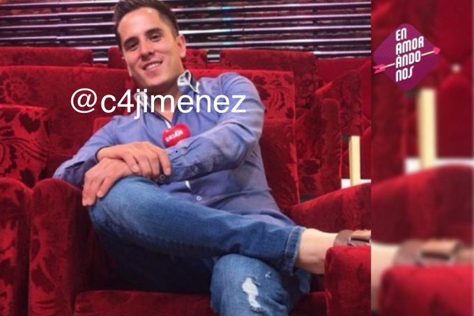 View image on Twitter