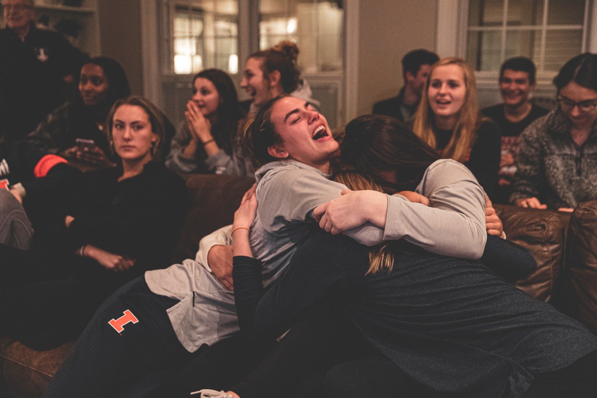 IlliniVBall's tweet photo. #MondayMotivation brought to you by some happy #Illini during last night's @NCAAVolleyball Selection Show...

#JoinTheFight | #NCAAVB https://t.co/xrMozc12nQ