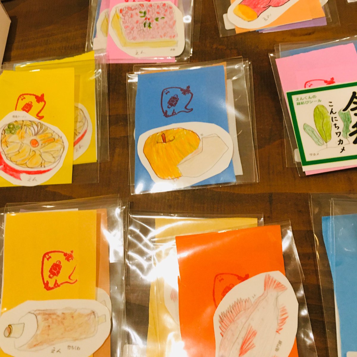 プラバン ネテルマ すだちくんマステ製造者 בטוויטר 小学生en店長の新作ステッカーできました なると金時 徳島 ラーメン 梨 赤飯 竹ちくわステッカーです にちにち雑貨店さんにて委託販売中 Enステッカー にちにち雑貨店 小学生 ステッカー なると金時