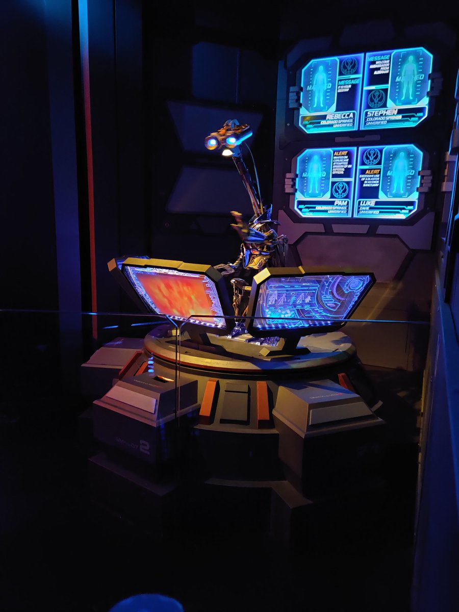 jhammy49's tweet photo. @paddywarbucks found you at #disneyworld #startours #unmistakable https://t.co/TihZJfBLdG