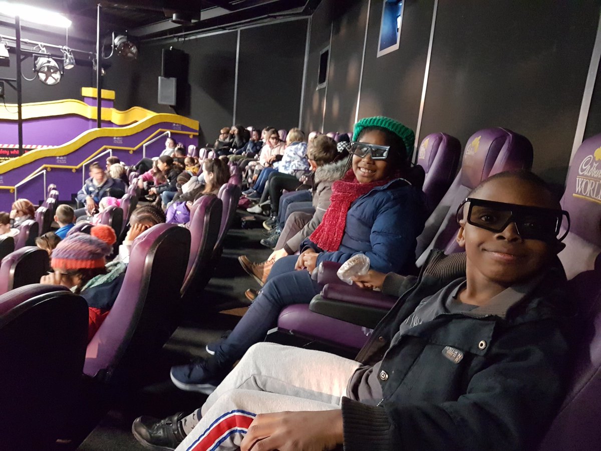 HPA_Philip_Lane's tweet image. Yr4 Cadbury World 🍫 So excited to be learning about and eating chocolate. #Yummy #HPAPLTrips @HarrisFed