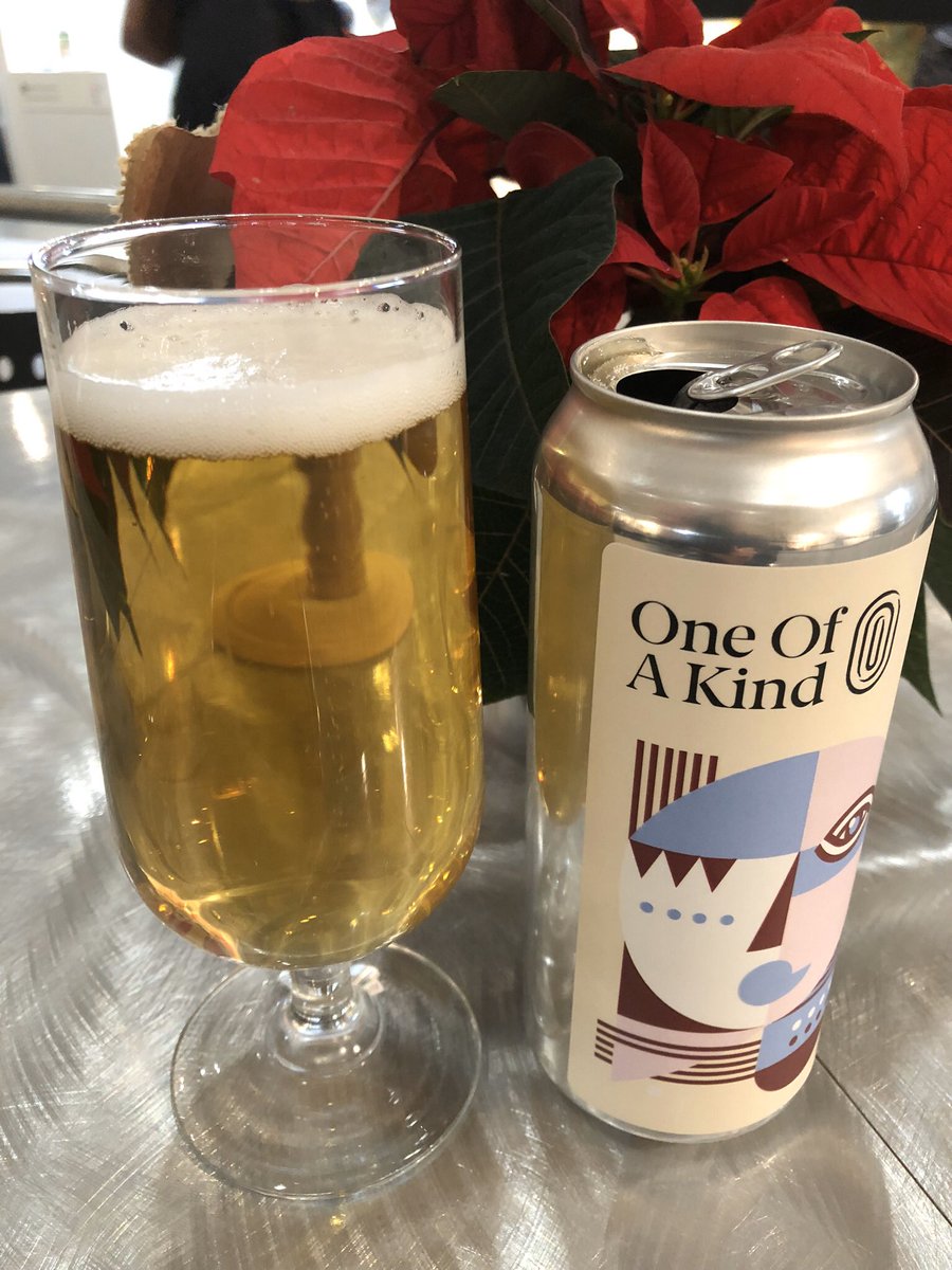 ColbertPeter's tweet image. Cheers to the One of a Kind Winter Show, it’s been a blast! Grateful that 20 (and counting) of my paintings have new homes, met great art lovers and had lots of laughs with my talented neighbours. Big thanks to the OOAK staff, look forward to next year!!