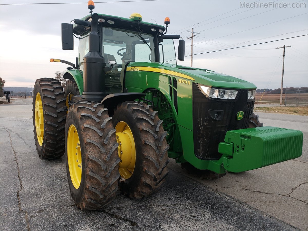 machinefinder's tweet image. Machine of the Day: 2018 #JohnDeere 8370R #Tractor with 600 hours and 370 hp! Offered by TriGreen Equipment @TriGreenEquip 

See the full listing here: ow.ly/o7Rf50xnqxT