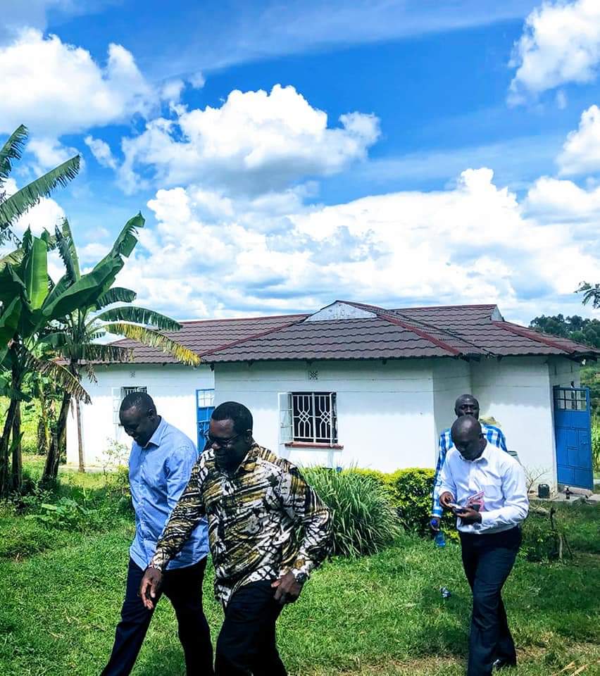 Mr. Carcinogenic wheelbarrow has visited Mwale Medical Centre and by the swing of things, he seem to have approved the project.