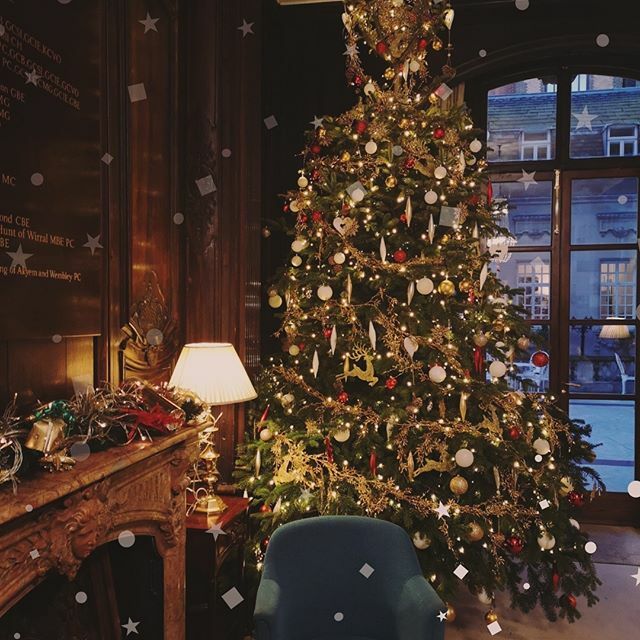 ✨It's beginning to look very sparkly and festive here at @dartmouthhousemayfair

We cannot wait to welcome our guests in our stunning venue!🎉✨ Last Christmas dates available! 📬info@dartmouthhouse.co.uk

#eventplanner #event #venue #christmas #christmasparty #winter #lond…