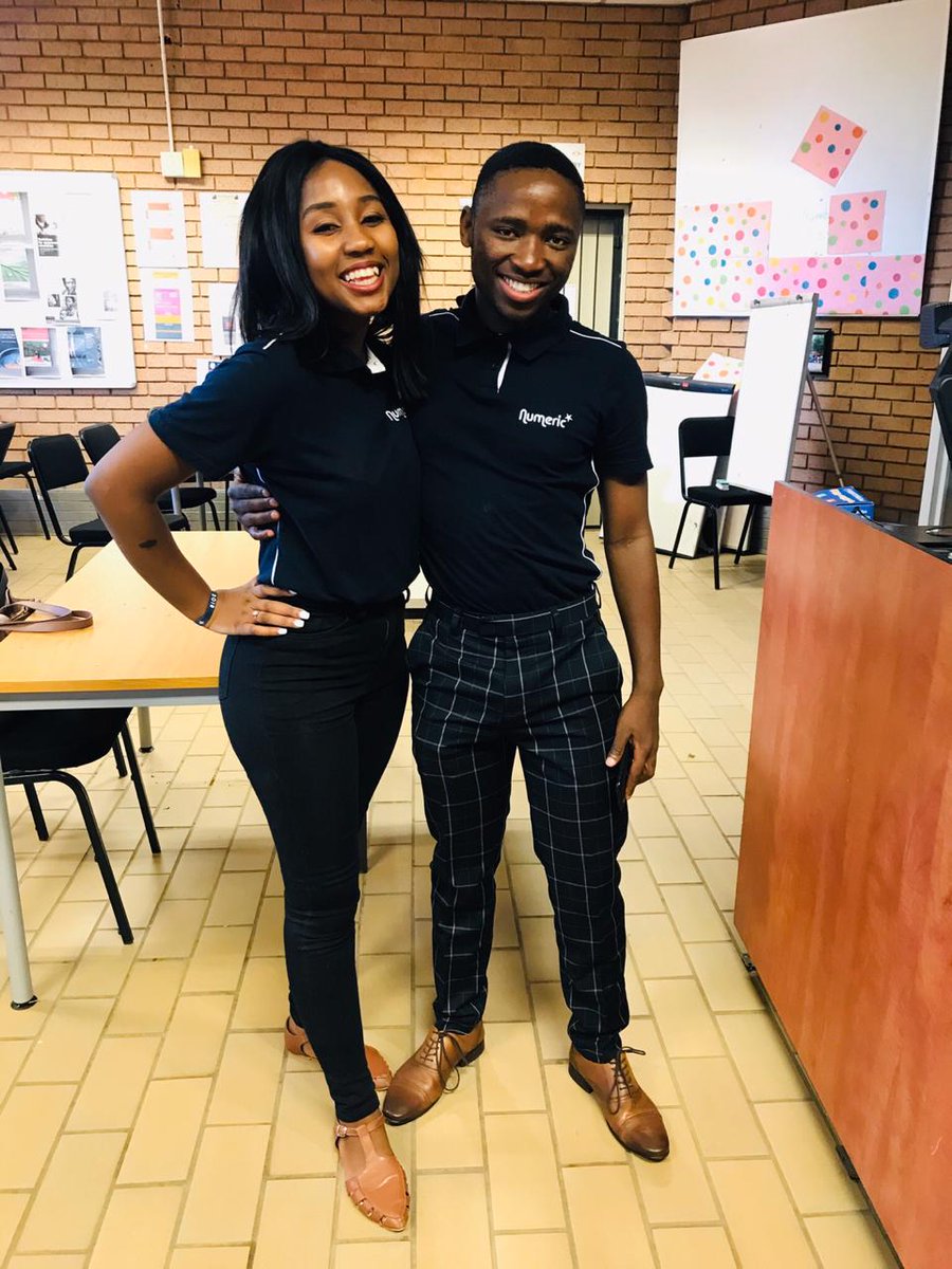 MaeketsaM's tweet photo. Life lived with no regrets is life best lived. #finalyearstudent #UJgraduates @EduFacultyUJ @katsOo_N https://t.co/yRz2dyBsmX