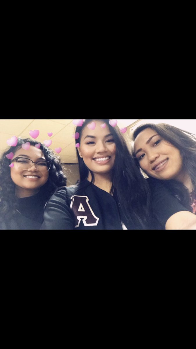 APhiG_NIU's tweet photo. Our Alpha Gamma Galaxy Class turns 2️⃣ today! Happy Crosseversary! Thank you for all the hard work you’ve done for our sorority, We love you!! 🥳🥰 SAA 💞 
#fa17 #aphigniu #aphig #hardcoresince94 https://t.co/BtoR1ySjZ6