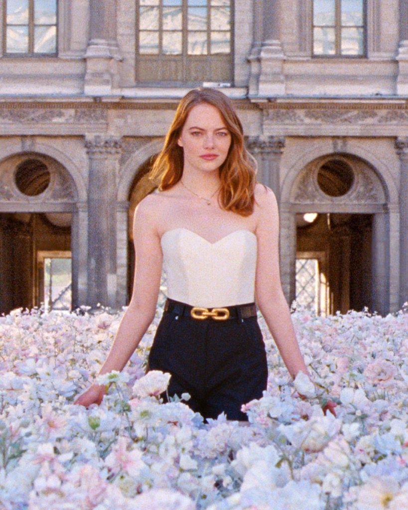 Louis Vuitton on X: #EmmaStone for Coeur Battant. #LouisVuitton's