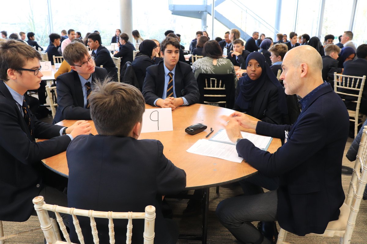 CP_EW's tweet photo. Last week, we welcomed over 200 Year 10 students from @ChiswickSchool on our Campus. They came to meet some of our team members and Guests on their mock interview day.💼

It was a very successful event!👏👏
#ChiswickPark #EnjoyTomorrow https://t.co/JIr5S2bChQ
