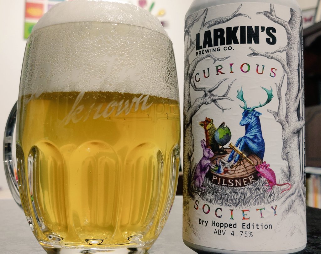 BeersIveKnown's tweet photo. This @martinsfairview #MADVENT #Day2 is rather lovely. Clean malty lager with decent bitterness and a citrus bite. Take a bow @larkins_brewing . Also an excuse to crack out my #EBBC15 @PilsnerUrquell_ mug https://t.co/kGmnGSTBPz