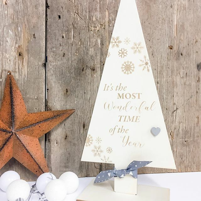 My first photo edit using the #lightandairycollection. I’m a little behind on adding new Christmas products to my website, but this app is making the whole process quicker.
Thank you Caroline &amp; Anna!
@razzle_d_rose
View our Christmas shop.
Www.razzledazz… ift.tt/2P8qU8j