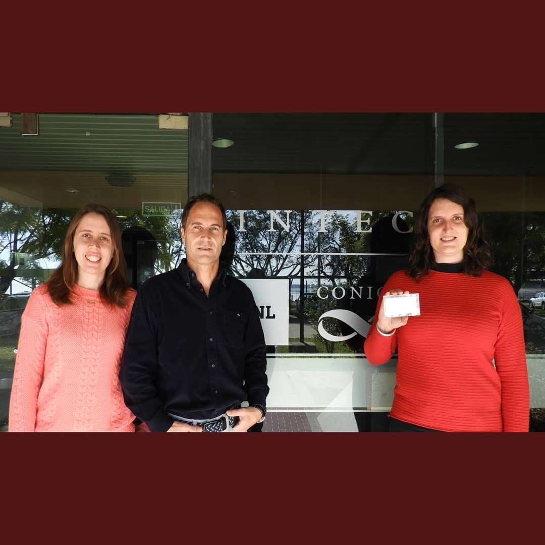 The project titled "Devices for diagnosis and monitoring of biological tests combined with cellphones" received the first honorable mention at the 25th anniversary edition of the Innovat contest. The project is the result of a collaboration between GSaM and Dr. Maia Lescano