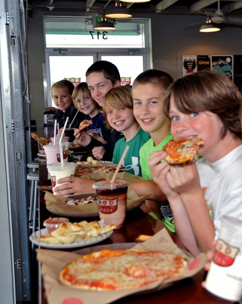 16/Dietary habits and the food industry are driving American mortality rates up. Yet physicians remain blind to this nutritional disaster.