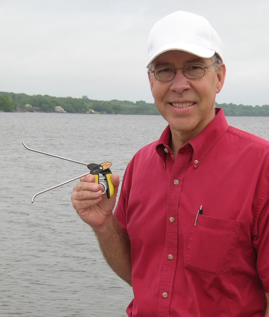 stephenkeymedia's tweet photo. Congratulations Keith Lawrence on #licensing your #fishing tool!
"If you’ve ever dreamed of bringing an idea to market you must read ‘One Simple Idea’ and watch as many inventRight videos as you possibly can.” — Keith
#openinnovation #onesimpleidea
https://t.co/WOGGJr2Mii https://t.co/ZKTaDuwNSd