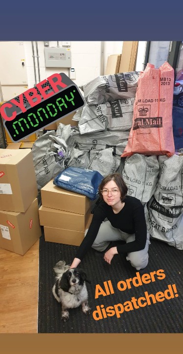 We got all your #blackfriday #cybermonday #vape orders packed up and dispatched today! Keep an eye out for Postie this week! 💨 💨