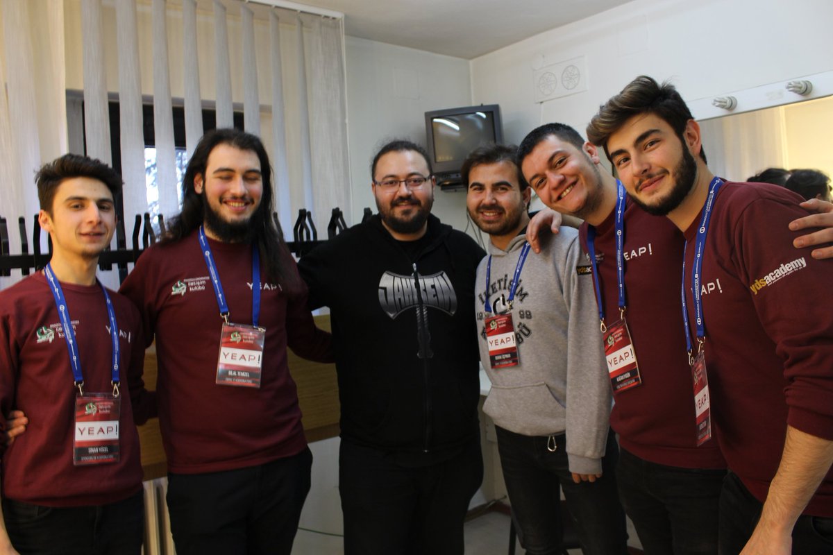 Efsane bir kere daha sahneye çıkıyor 😎😎😎 <a href="/jahreindota/">Jahrein</a> #gamerzirvesi #efsanegeridöndü