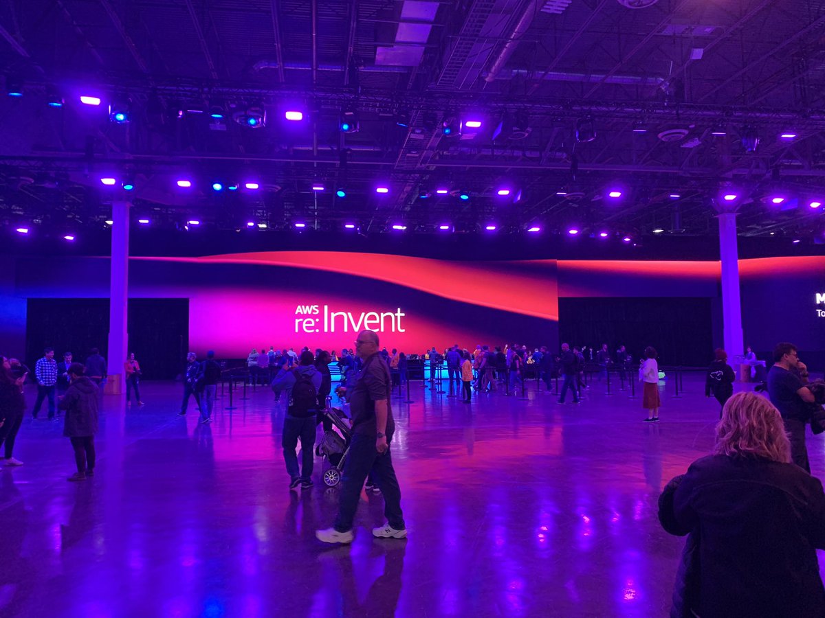 nimbux911's tweet photo. We’re at the re:invent this year. #n911 #DevOps #DevOpsOnDemand #AWS #AWSreinvent2019 https://t.co/YV9U87PNVC