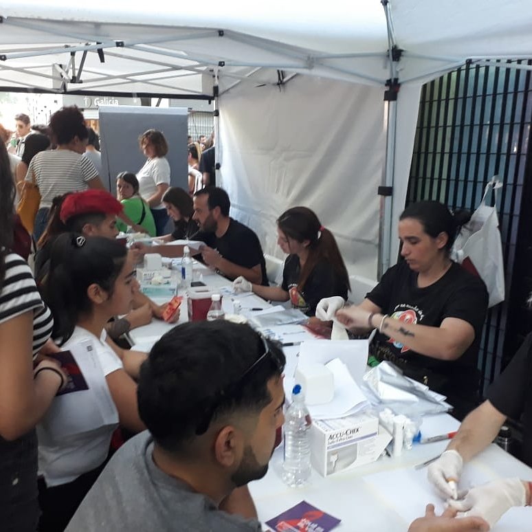 testeateba's tweet photo. DÍA MUNDIAL DEL SIDA
PREVENCIÓN Y TESTEOS 2 KM X SIDA
@testeateba @hivindetectable @2kmxsida
Junto a la Asoc. Civil Alfonso Farias - Casa Vela
Con el apoyo de @ahfargentina
#vih #testeate #testeateba #hiv #elegisaber #ahfargentina #pruebavih #testvih https://t.co/ZVTO2p8BxG