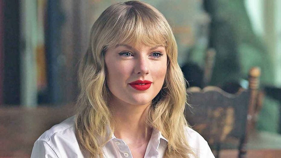 Happy 30th birthday to singer Taylor Swift! 