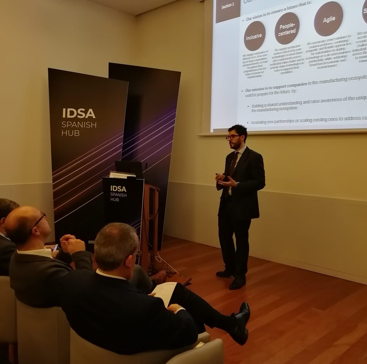Innovalia_group's tweet photo. Calogero Scibetta from the @wef at the #IDSASpanishHub launch event! https://t.co/37sGrjPra6