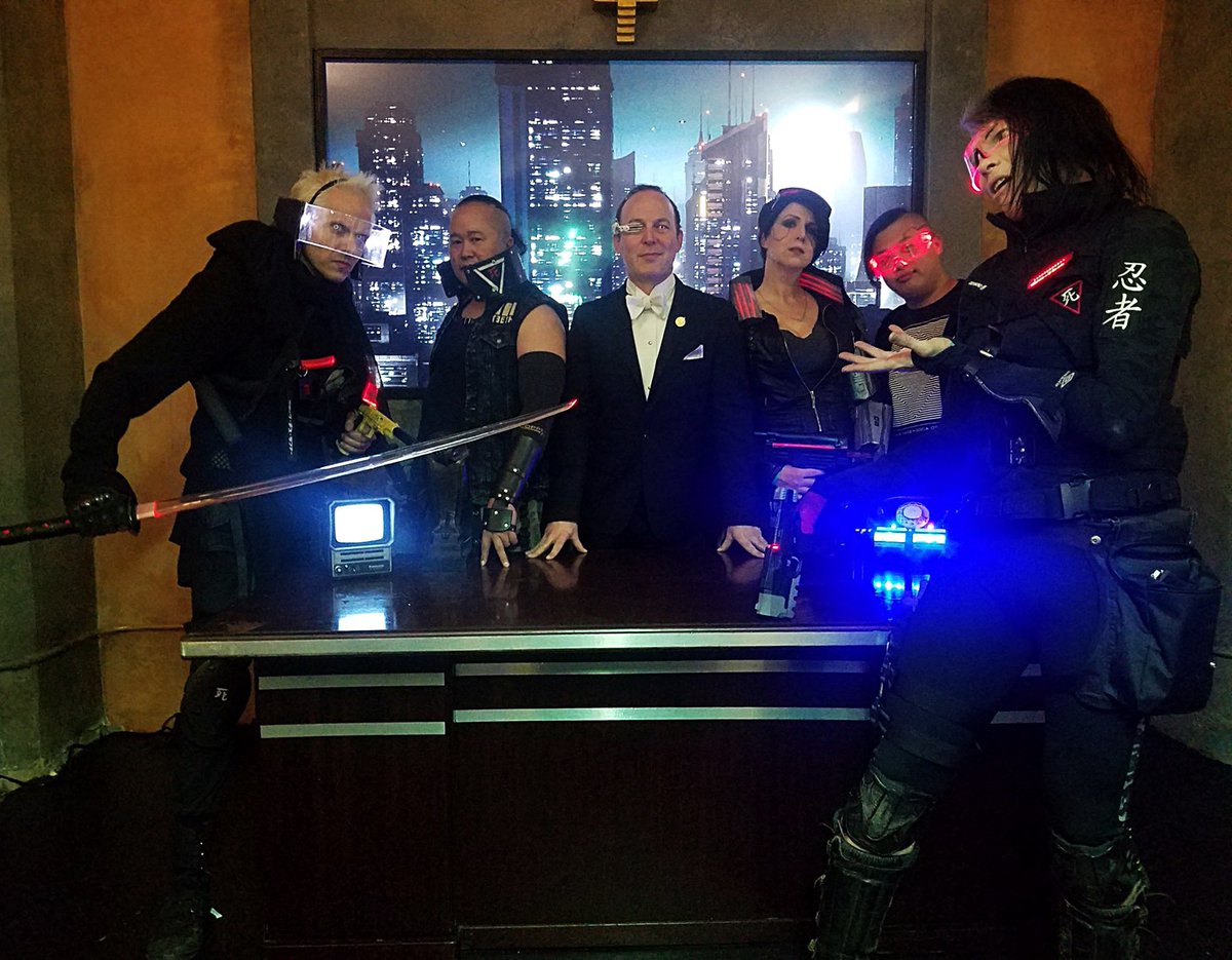 NeotropolisBar's tweet image. You demanded it and we listened! We have decided to stay open ONE MORE weekend. 

Join us this Friday (December 6th) and Saturday (December 7th) for the final TWO DAYS of #NeotropolisBar before we close our doors forever.

bit.ly/neotropolisbar