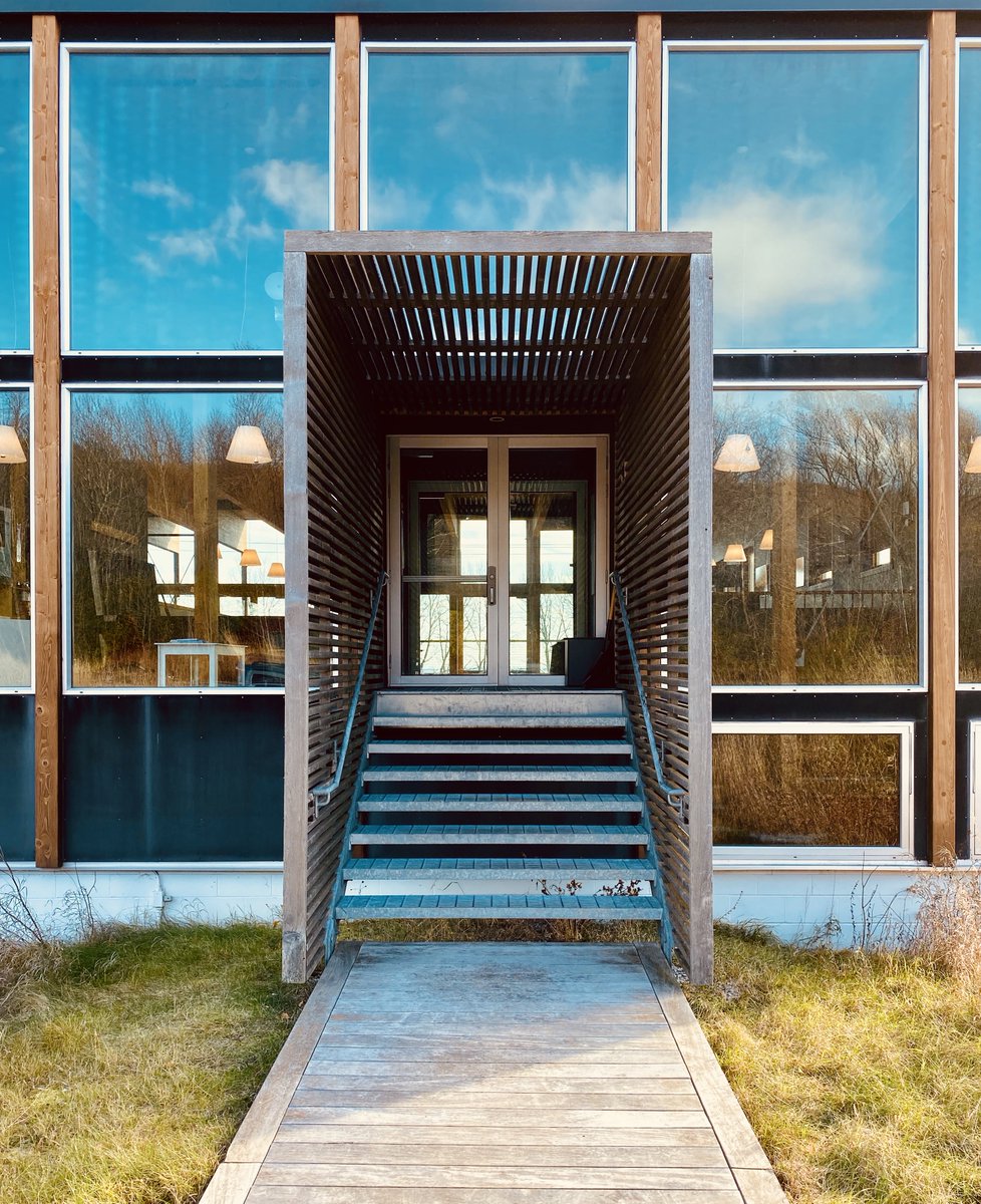 richlite's tweet photo. This is the entrance to the beautiful .@Intectural office that is located in Duluth, MN. So much Richlite was used in and around their building, including the cladding pictured here. Thank you Intectural!
#makeitwithpaper
#richlite
#intectural
#duluth
#minnesota https://t.co/z3Lsbh1o5o