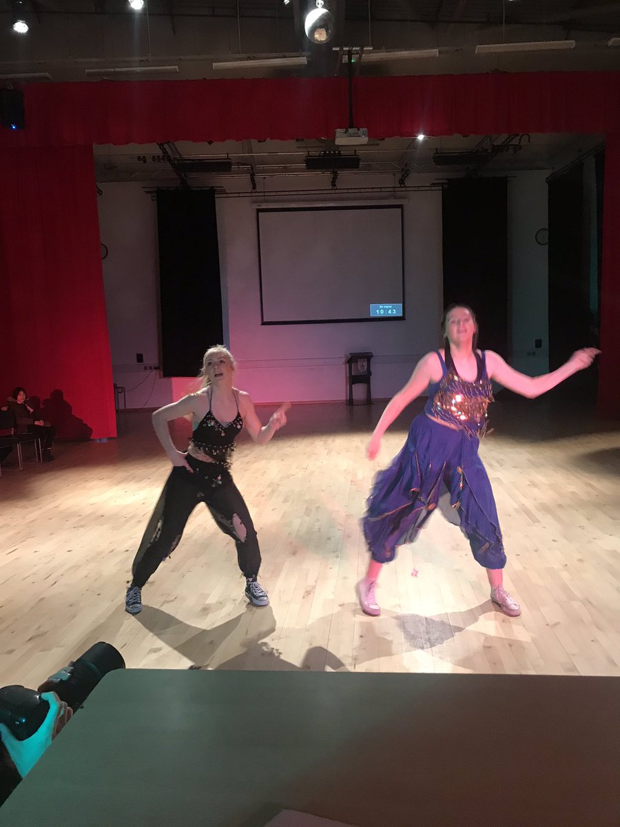 eafundraising1's tweet photo. Dress Rehearsal for Wednesday’s show was looking good tonight ✨🎬 Come along for a Night at the Movies! https://t.co/Dhd5AZJ4Ym