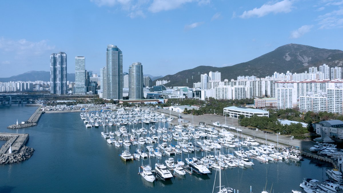 MedcaseFinland's tweet photo. The leading diabetes conference IDF Congress 2019 underway in scenic Busan, Korea! Great job @IntDiabetesFed and #Busan! Fun fact for us Finns: IDF was in Helsinki back in 1997 – our team member who was there notes the music was different though. ;) #diabetes #diabetesfi #IDF2019 https://t.co/7uk8bGlQuA