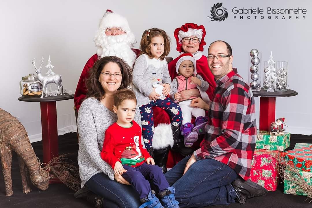 SCVM_MEMRAMCOOK's tweet image. Le marché de Noël de l'an dernier était une vraie réussite!
Venez découvrir les produits de nos artisans, rencontrer le père Noël, musique, nourriture et bonne ambiance seront au rendez-vous ;) - 
07 décembre | Ecole Abbey Landry | 10h -16h | Accès gratuit

#scvm #memramcook