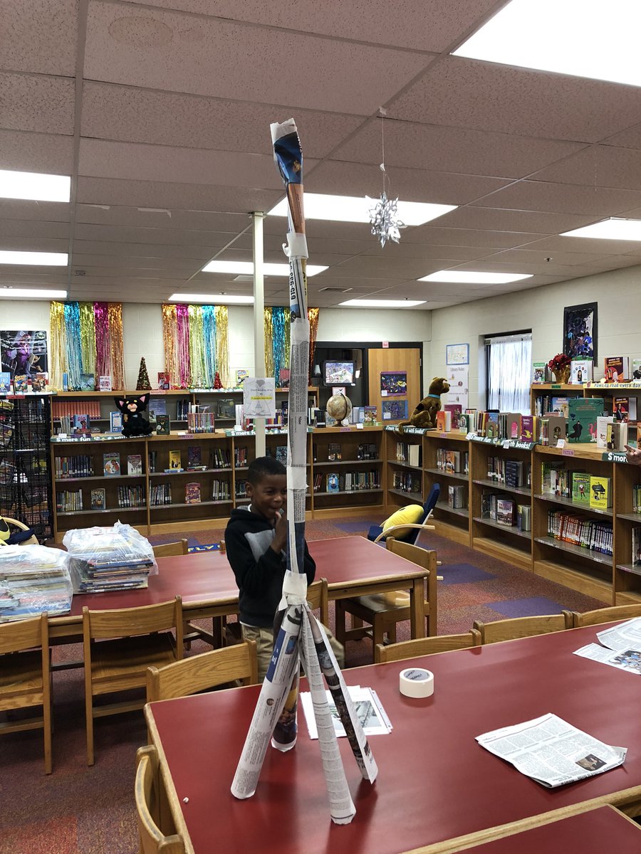 AlexGreen20152's tweet photo. Our 1st Makerspace Challenge👏🏾👏🏾
It was some 3rd grade boys who took on the challenge. Hopefully more will join in, now through December 18th🎉🎉🎉🎉
@drtesiadwilson @DrNatalynGibbs @robynjbeard @sjgham https://t.co/zXzmKJGhfA