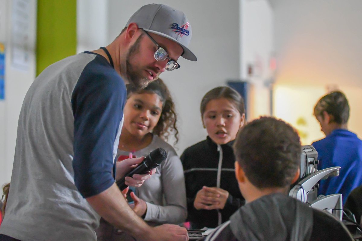loraincsd's tweet photo. With a 95.9 percent average daily attendance rate, for the month of October, Admiral King Elementary School scholars were treated to a dance party by the one, the only, DJ Pre-K!

See More📸Here: https://t.co/KT3PTCJ9Kh https://t.co/SEGely7kYL