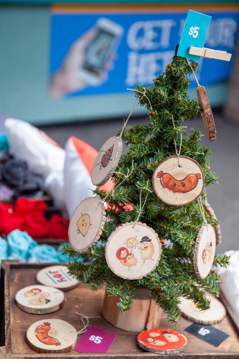 PghPierogiFest's tweet photo. Trim your tree with @LilBurritos pierogi ornaments! #festive! https://t.co/s6LSvva0yJ