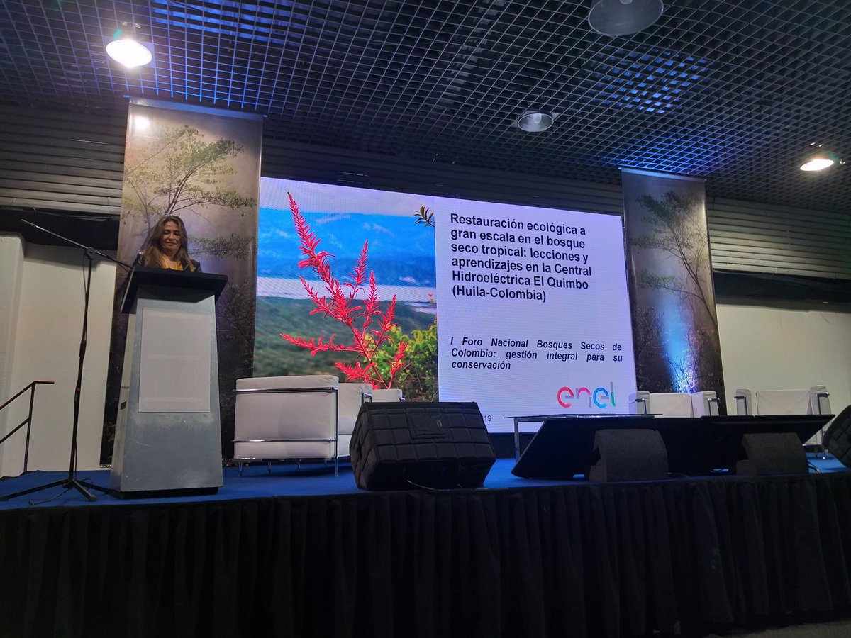 ftorresforestal's tweet photo. Presentación del plan de restauración de bosque seco en Foro Nacional de bosque seco @fundacionnatura @EmgesaEnergia @inst_humboldt https://t.co/GZENCt2kqS