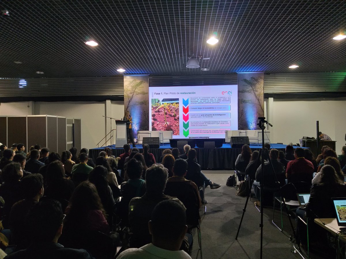 ftorresforestal's tweet photo. Presentación del plan de restauración de bosque seco en Foro Nacional de bosque seco @fundacionnatura @EmgesaEnergia @inst_humboldt https://t.co/GZENCt2kqS