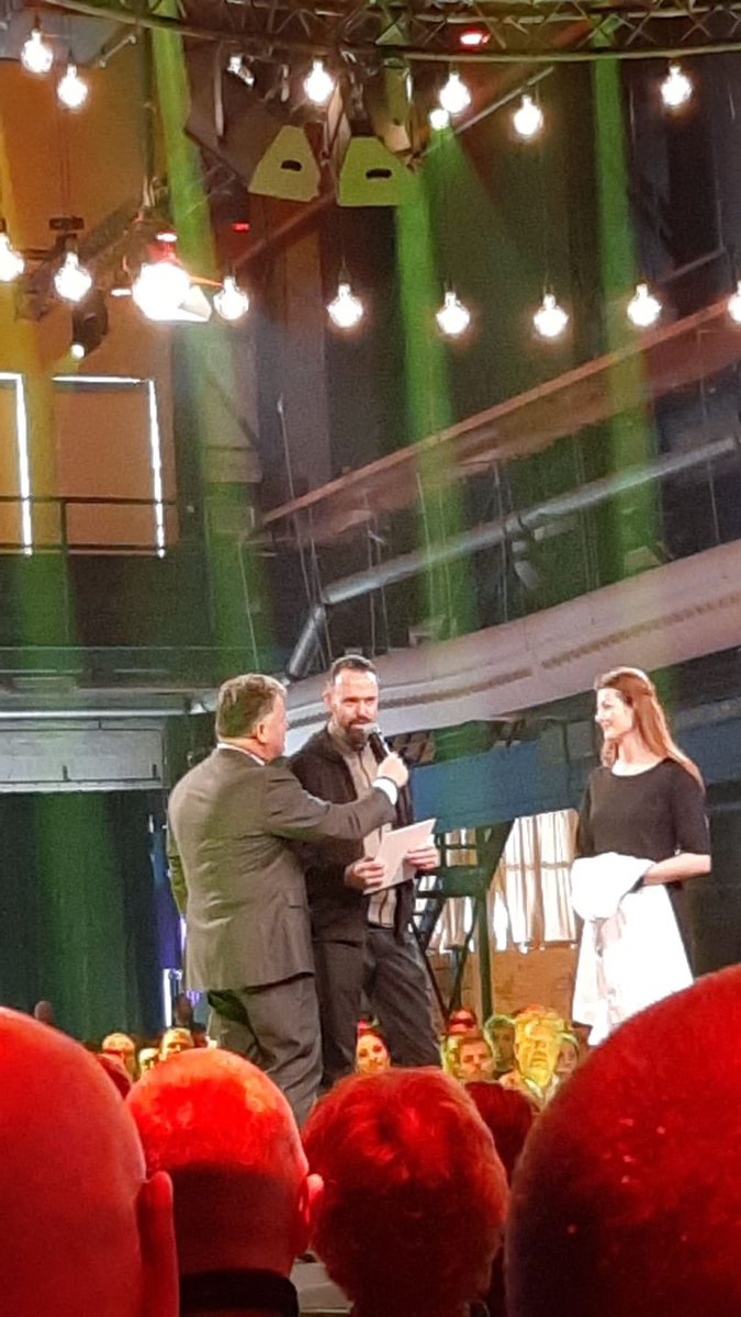 Vandaag presenteerde <a href="/gaultmillau/">Gault&Millau</a> haar restaurantgids. We namen ten overstaan van 800 collega’s twee awards in ontvangst.