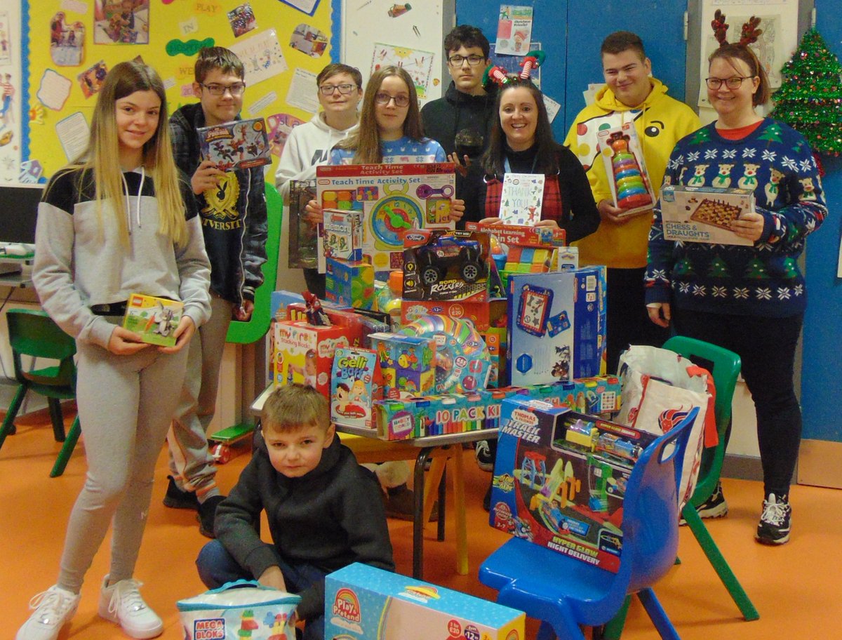 Our KS4 students took part in desigining and making Christmas decorations using CAD/CAM software skills. These decorations alongside a cake sale were then sold raising a whopping £400! The money was then used to buy toys for the Princess Royal Hospital. Well done Queensway North!