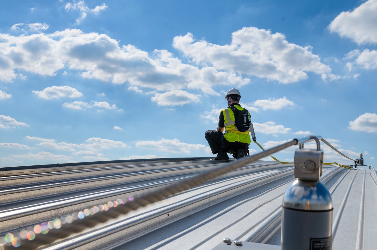 Why partner with #HCLSafety?

We have four divisions, specialising in #heightsafety system design, installation, inspection and maintenance, fall protection training and product servicing.

Find out more: bit.ly/AboutHCL
Get in touch: bit.ly/contactHC