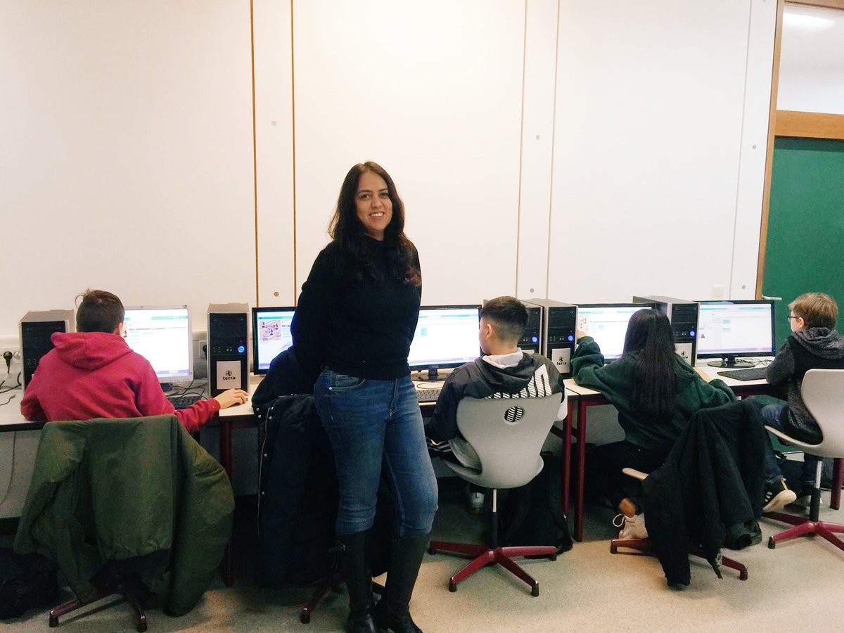 pragssie's tweet image. Had an awesome time yesterday conducting the #HourofCode2019 from #Accenture at a school in Neueuberg, Germany! We spoke about coding, it's importance and played 2 games which the students totally loved! For more information visit @codeorg