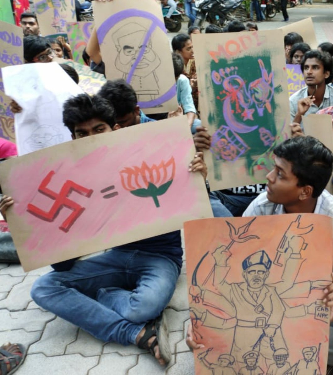 Mr__Fury's tweet photo. These Pictures will tell us the story.!!!
#MadrasUniversity
#MUProtest #CABProtest #JamiaProtests #CAA_NRC #CAAAgainstConstitution https://t.co/0e7Tmrp2b3