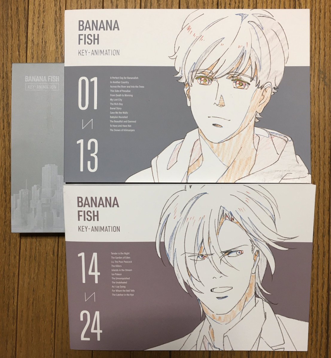 BANANA FISHアニメーション原画集、戴いた?  まだ僅か一年ちょっと前の事なのに、もう何もかも皆懐かしい、て感じ。1話のアイリッシュバー内での乱闘シーン、作画打ち合わせの時は、面白そう♪て思ってたのに実際描いてみたら…「上がらねー?終わらねー?」て焦りまくりながらの作業だった? 