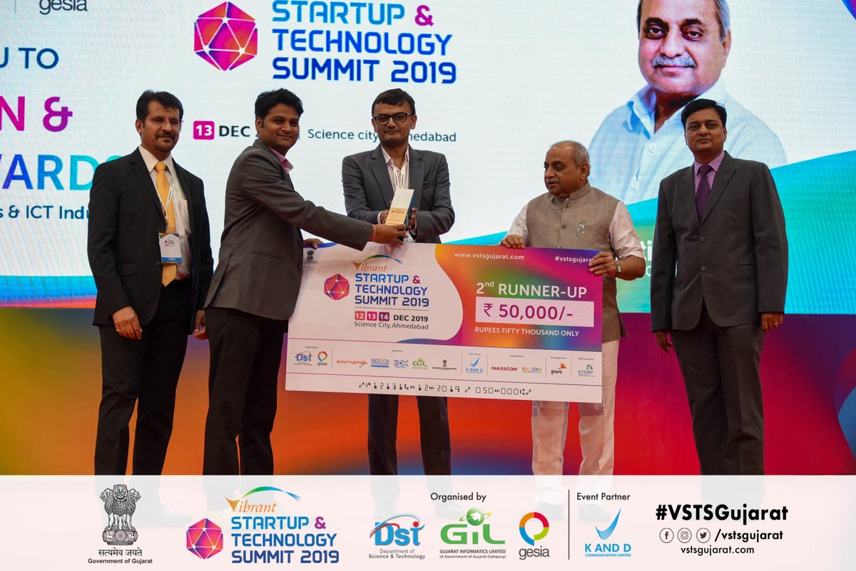 Congratulations to FinanceKaart for being 2nd Runner-Up in IDEAThon 2019 (FinTech Category) at #VSTSGujarat.

Here's them being awarded by Nitin Patel, Hareet Shukla, Divyesh Doshi and Maulik Bhansali.