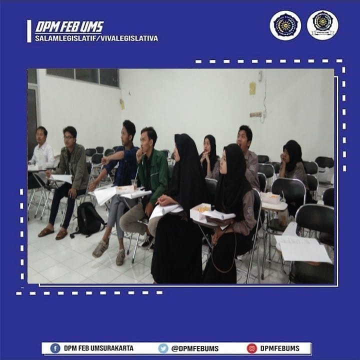 🇮🇩 Assalamu'alaikum Wr.Wb 🇮🇩
Alhamdulillah telah terlaksana kegiatan Pembahasan Undang-Undang Pemilu Raya DPM FEB UMS bersama BEM FEB UMS pada tanggal 12 November 2019.

#DPMFEBUMSSolutifdanBerkarakter
#VivaLegislativa
#Salamlegislatif
🇮🇩Wassalamu'alaikum Wr.Wb 🇮🇩
