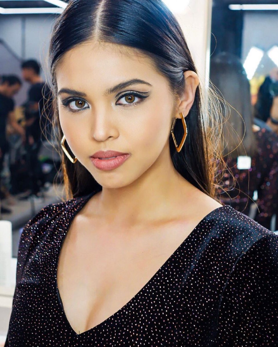 samxsanti's tweet photo. So gorg! 😍
@mainedcm • #MaineMendoza 
(c) juansarte https://t.co/a8Dvn3jZRQ