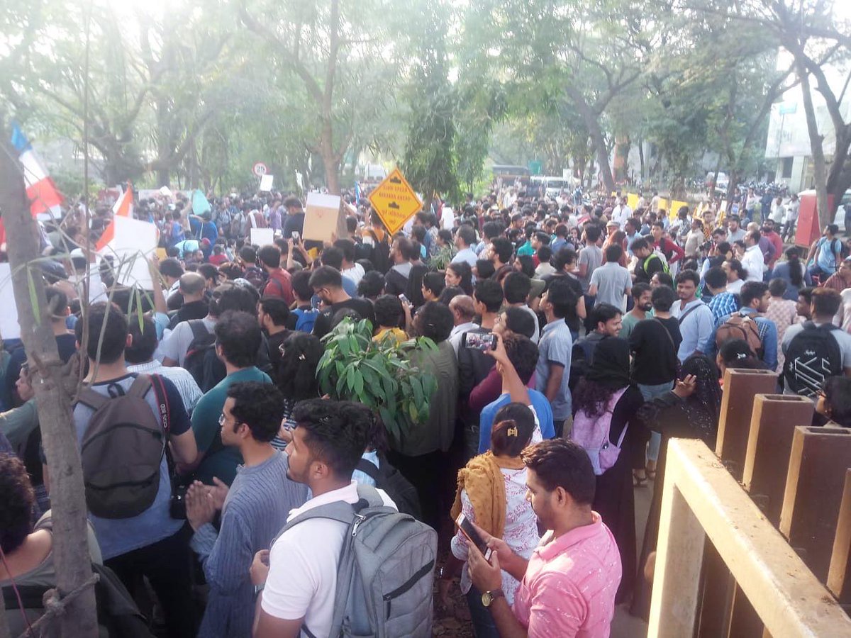 mathewmantony's tweet image. @ProfCong along with 18 student unions ioffered its support to all students in @Uni_Mumbai supporting #JamiaProtests &amp;amp; #AMU . 

We declared #UnityIsOurReligion 

Treat students with respect as they are the ones to lead the country tomorrow.