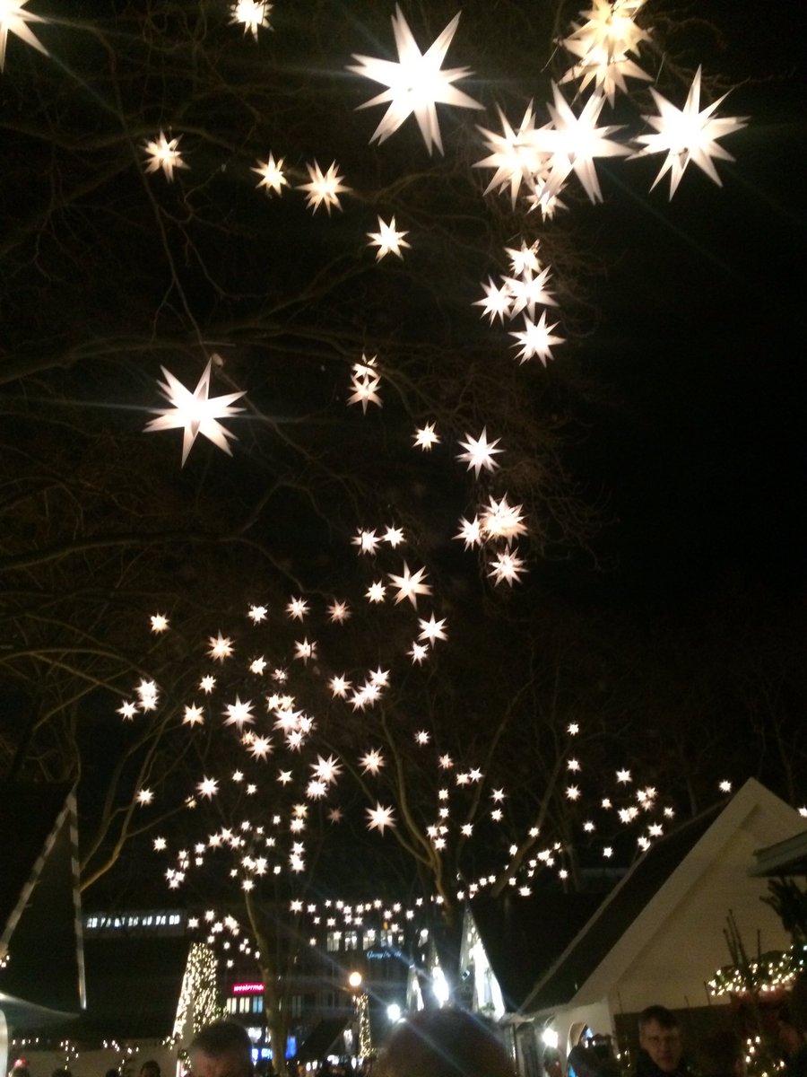 NGHSGerman's tweet photo. @NottmGirlsHigh @NGHSLangs hopefully these stars led us to some nice Christmas gifts 🎁!! https://t.co/T5U5cwiJXQ